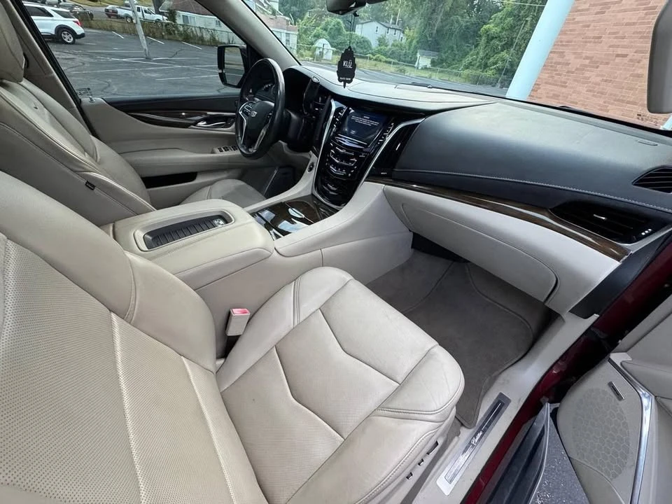 2020 Cadillac Escalade 4th Gen - Image 11 of 20