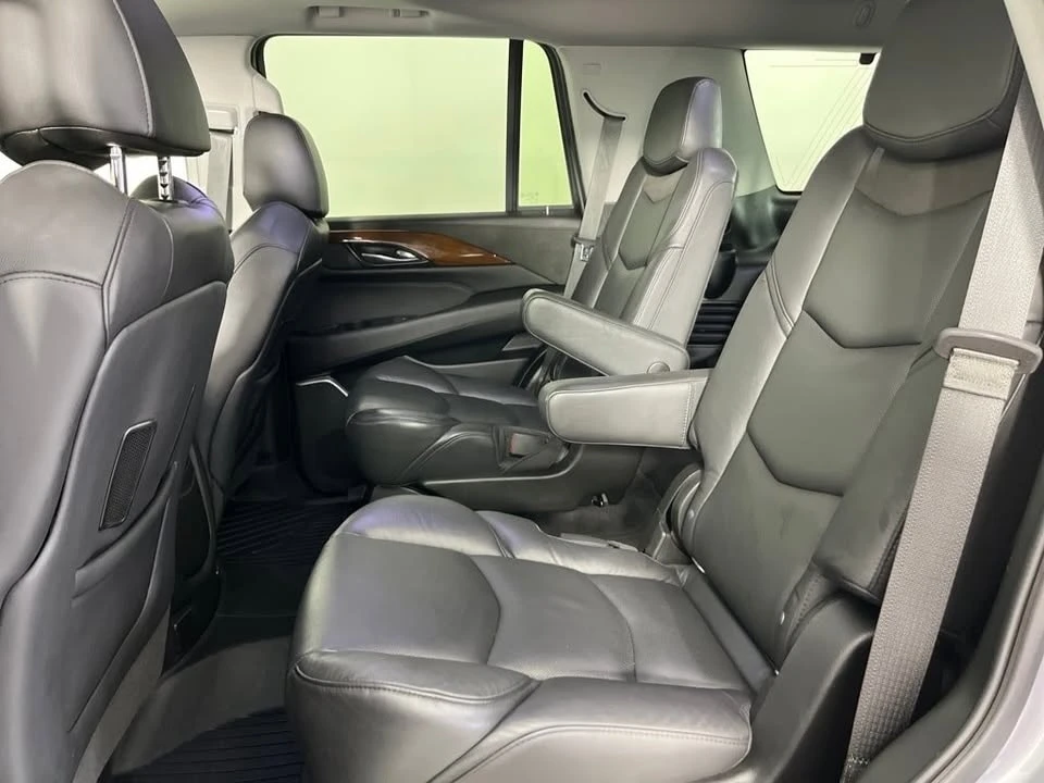 2020 Cadillac Escalade 4th Gen - Image 7 of 9