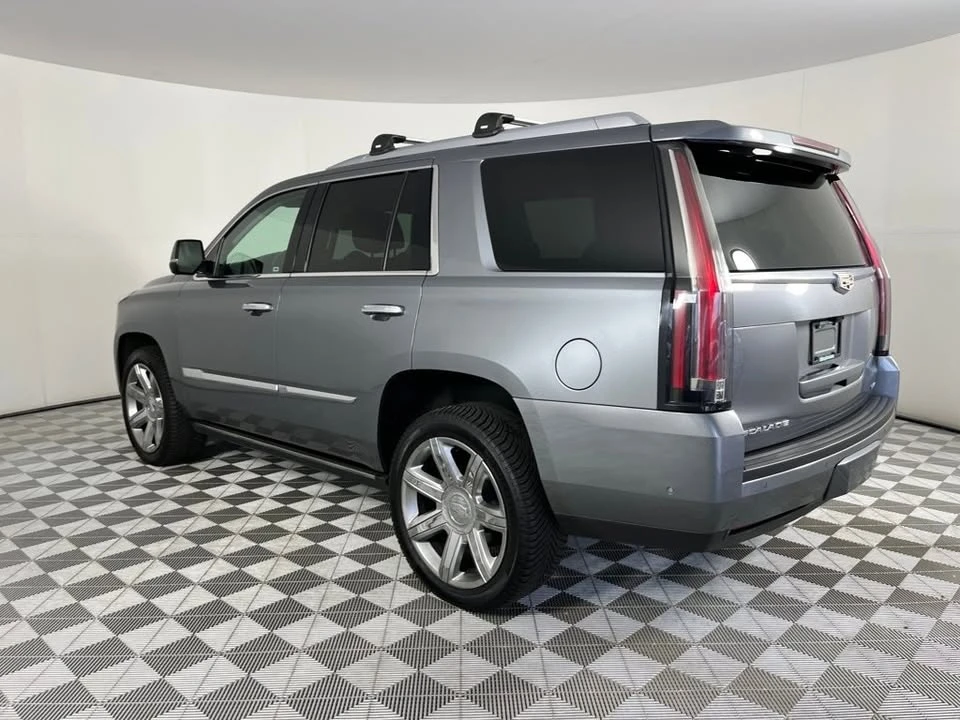 2020 Cadillac Escalade 4th Gen - Image 4 of 9