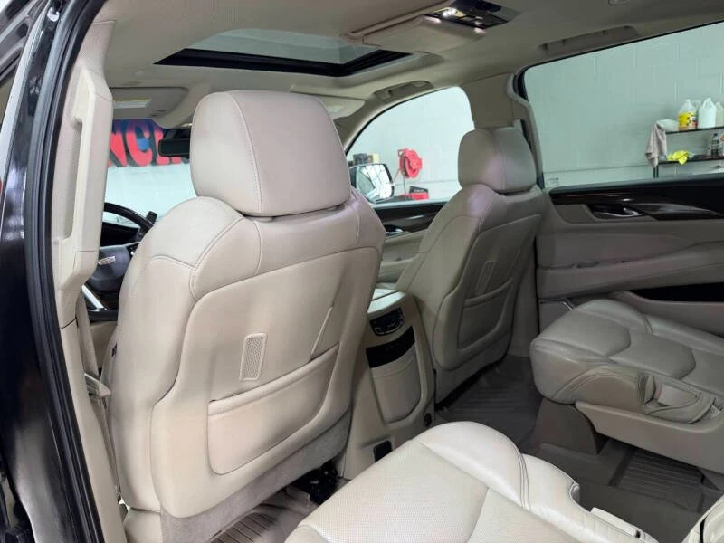 2020 Cadillac Escalade 4th Gen - Image 10 of 20