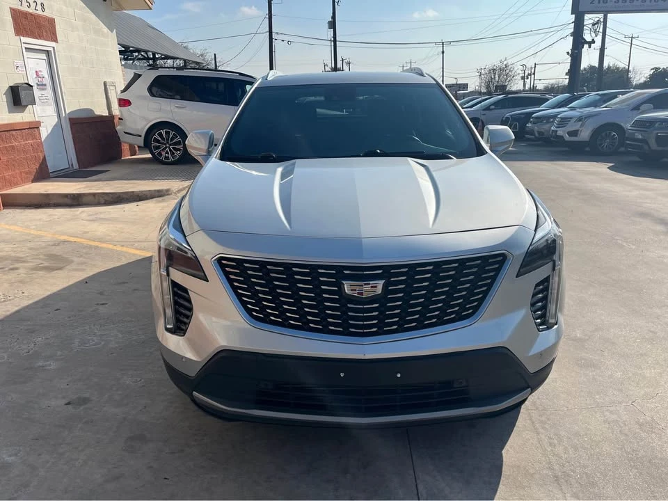 2020 Cadillac XT4 - Image 2 of 11