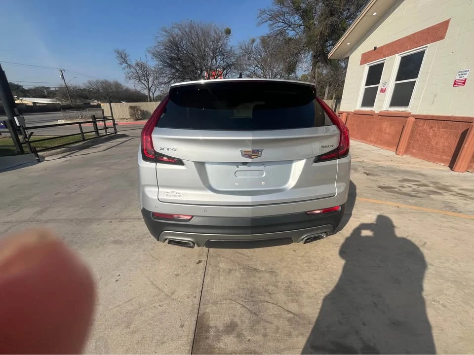 2020 Cadillac XT4 - Image 10 of 11