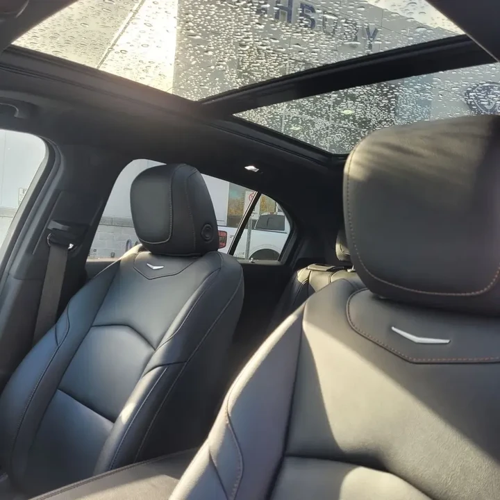 2020 Cadillac XT4 - Image 15 of 17