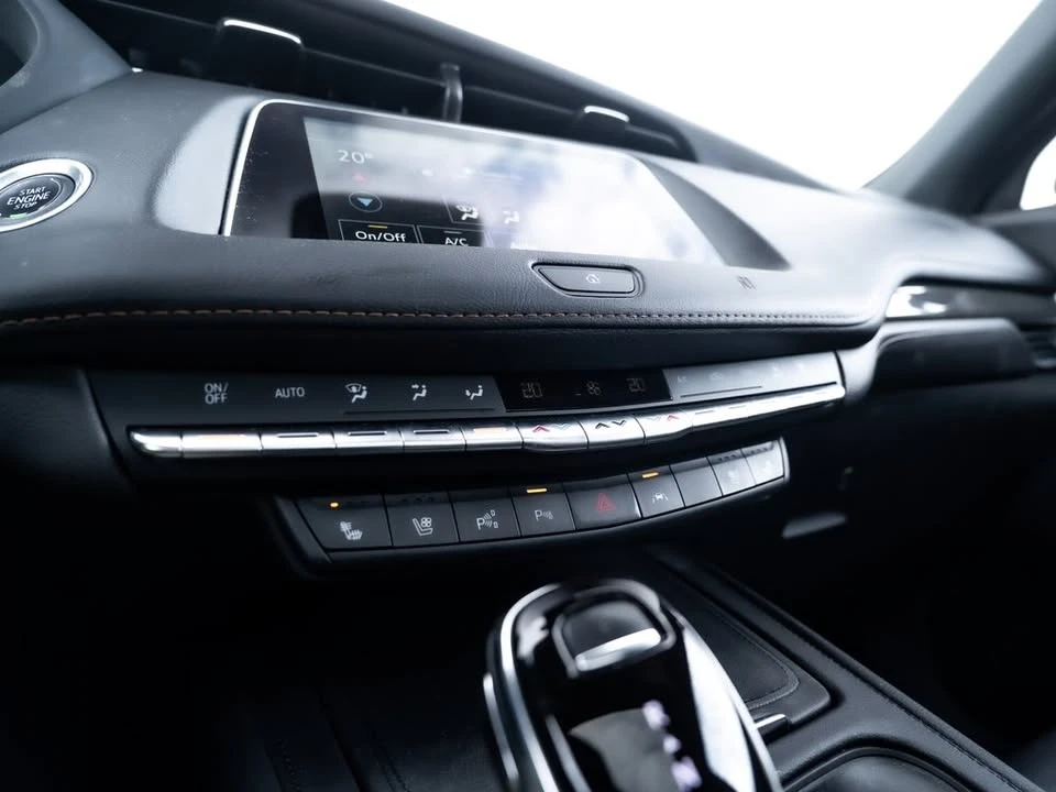 2020 Cadillac XT4 - Image 10 of 12