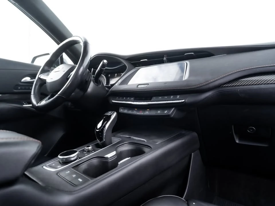 2020 Cadillac XT4 - Image 16 of 20