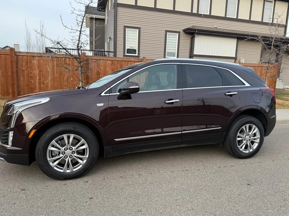 2020 Cadillac XT5 - Image 2 of 10