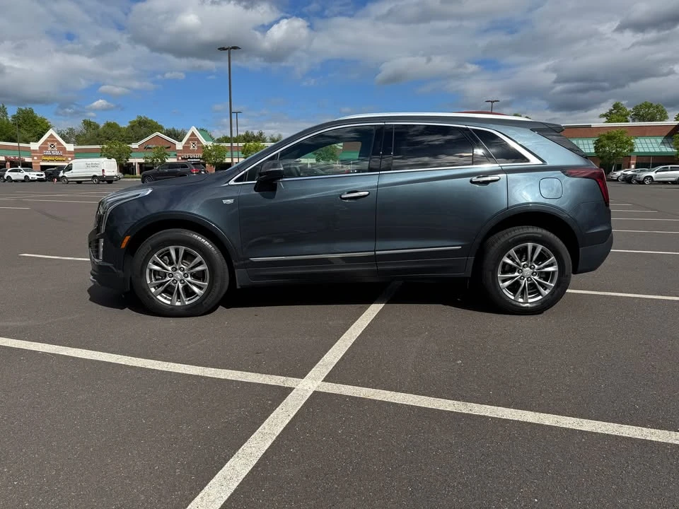 2020 Cadillac XT5 - Image 2 of 20