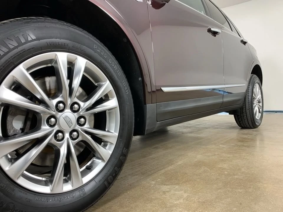 2020 Cadillac XT5 - Image 2 of 20