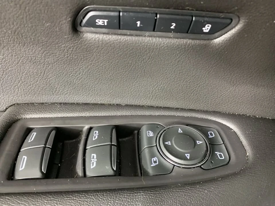 2020 Cadillac XT5 - Image 17 of 20