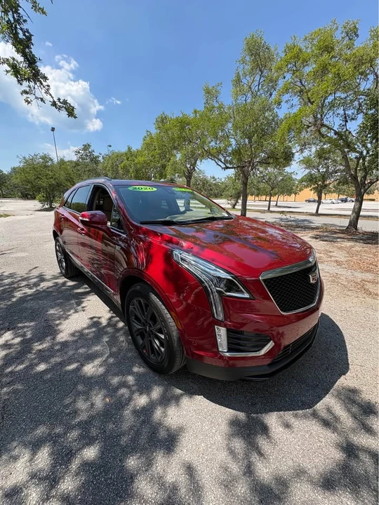 2020 Cadillac XT5 - Image 2 of 6