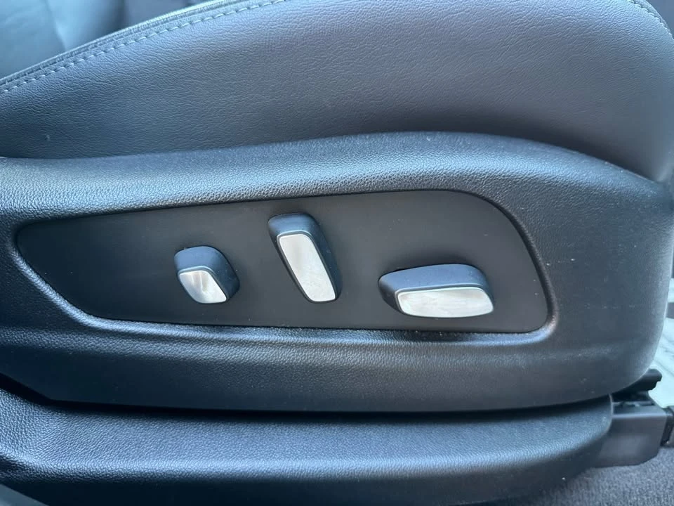 2020 Cadillac XT6 - Image 16 of 20