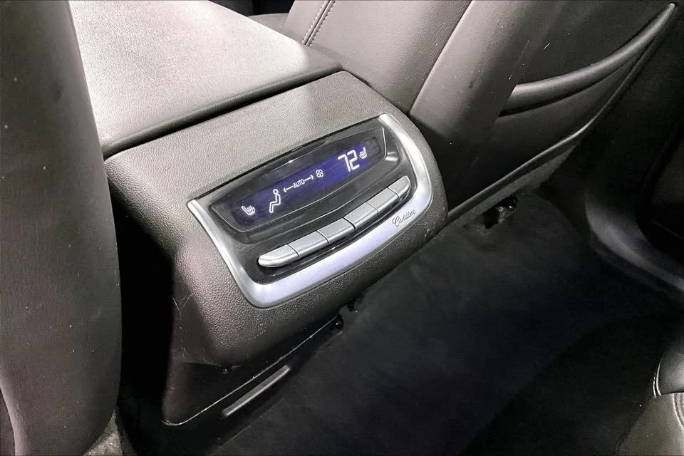 2020 Cadillac XT6 - Image 10 of 11