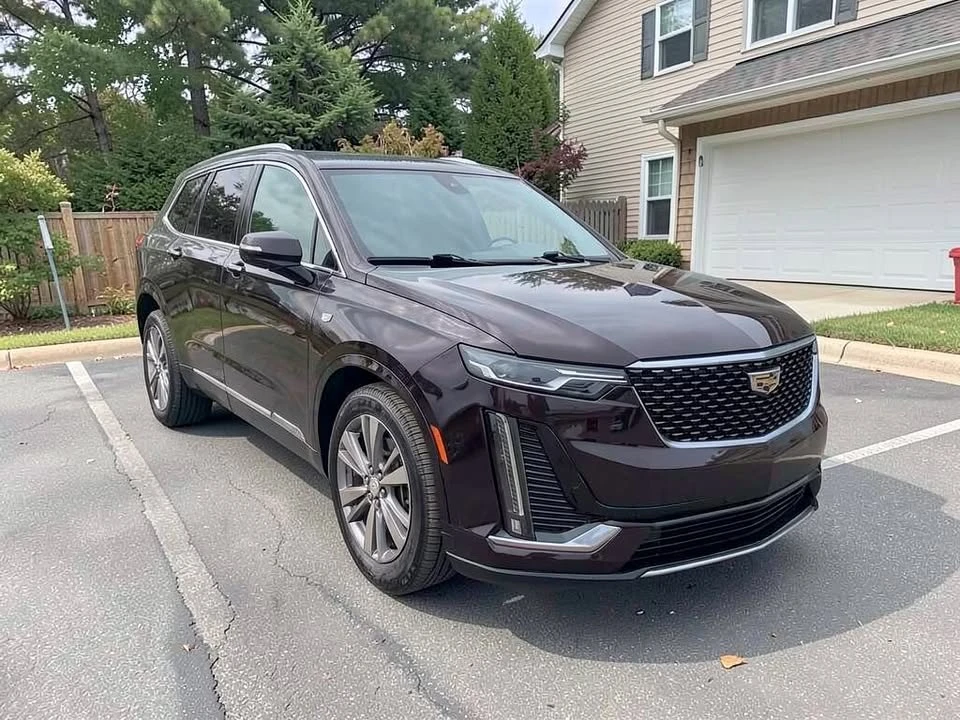 2020 Cadillac XT6 - Image 2 of 20