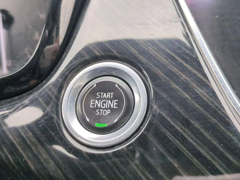 2020 Cadillac XT6 - Image 16 of 20