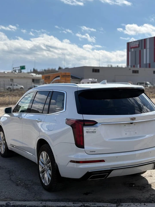 2020 Cadillac XT6 - Image 2 of 14