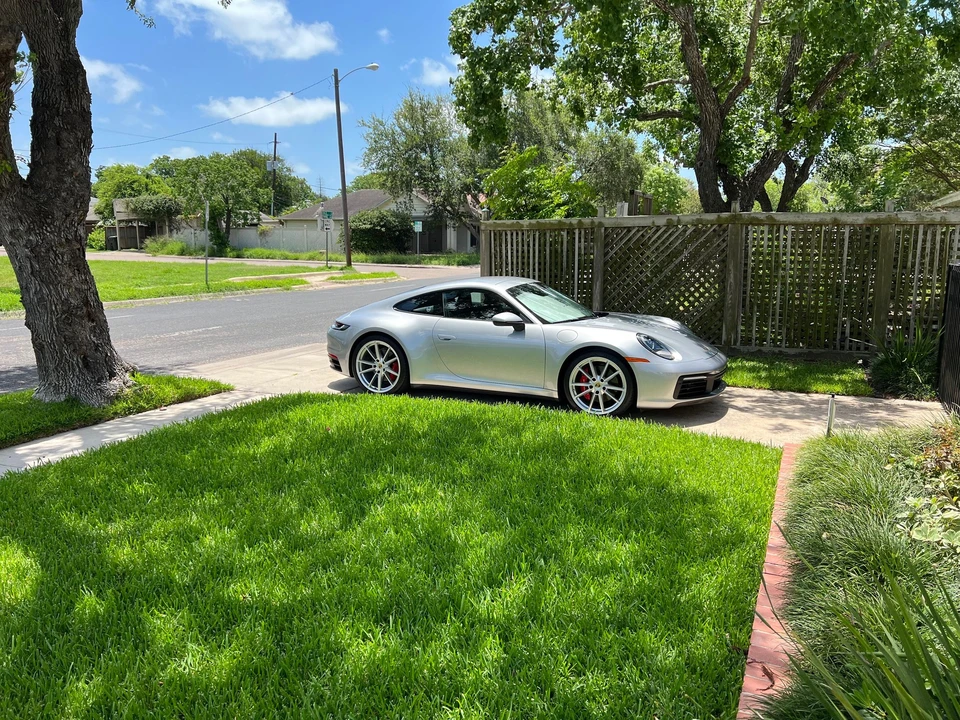 2020 Porsche 992 Carrera S - Image 8 of 31