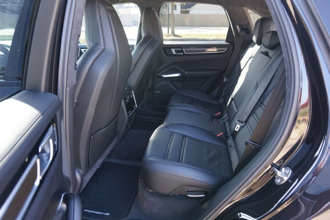 2020 Porsche 9Y0/9Y3 Cayenne Turbo - Image 8 of 27