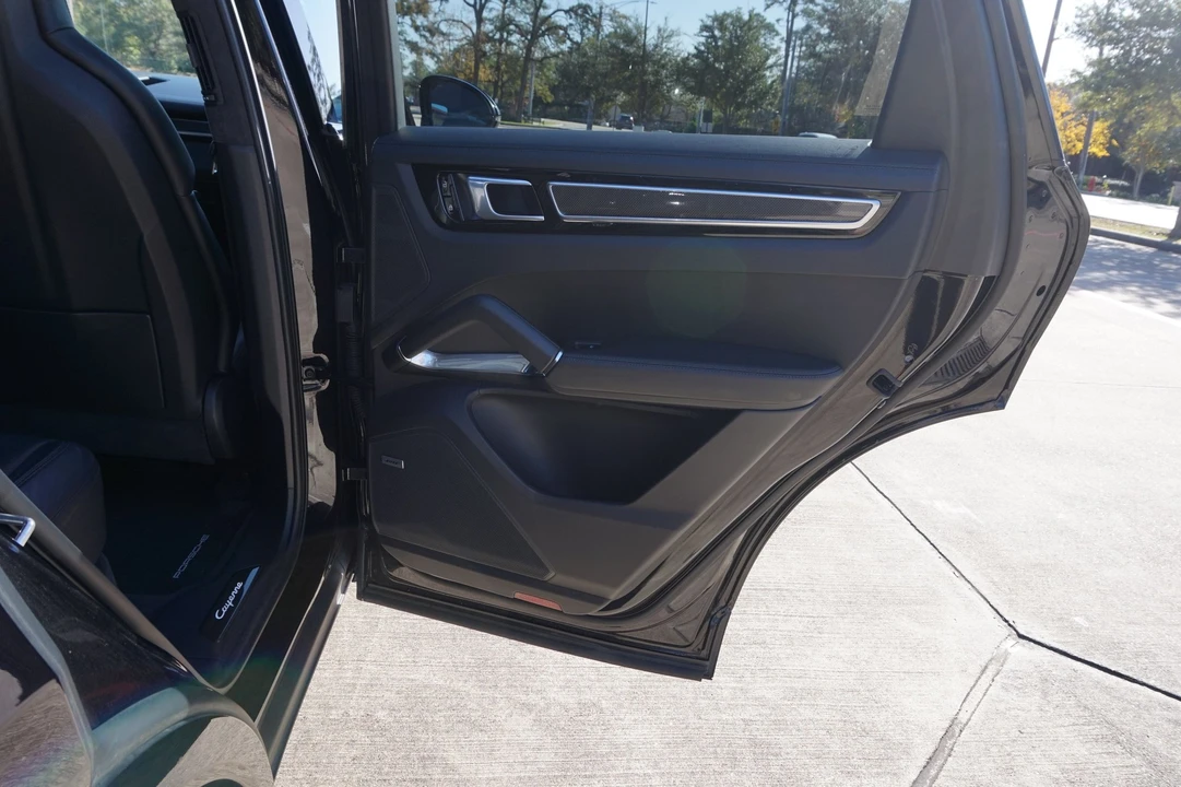 2020 Porsche 9Y0/9Y3 Cayenne Turbo - Image 14 of 27
