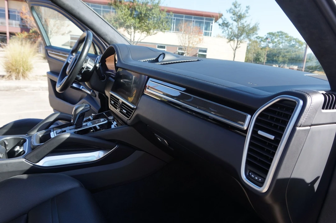 2020 Porsche 9Y0/9Y3 Cayenne Turbo - Image 18 of 27