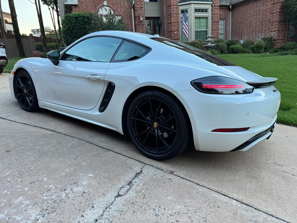 2020 Porsche 718 Cayman T - Image 6 of 14