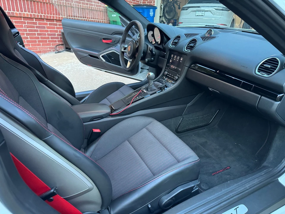 2020 Porsche 718 Cayman T - Image 10 of 14