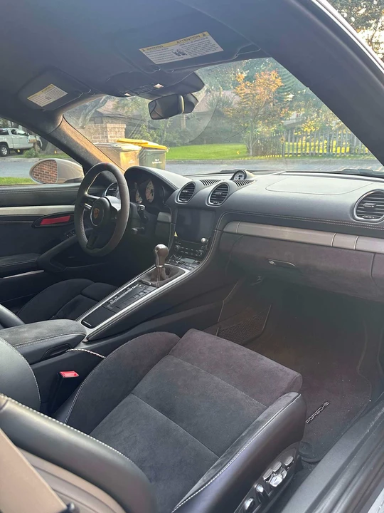 2020 Porsche 718 Cayman GT4 - Image 9 of 10