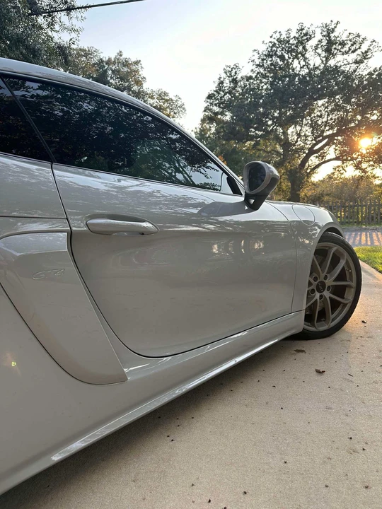 2020 Porsche 718 Cayman GT4 - Image 7 of 10