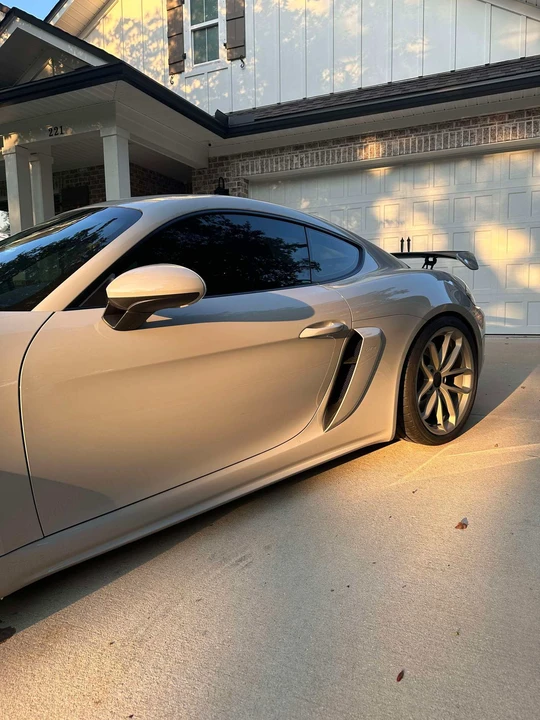 2020 Porsche 718 Cayman GT4 - Image 5 of 10