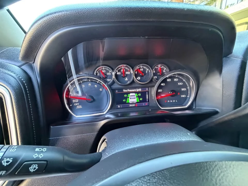 2020 Chevrolet Silverado 4th Gen - Image 6 of 8