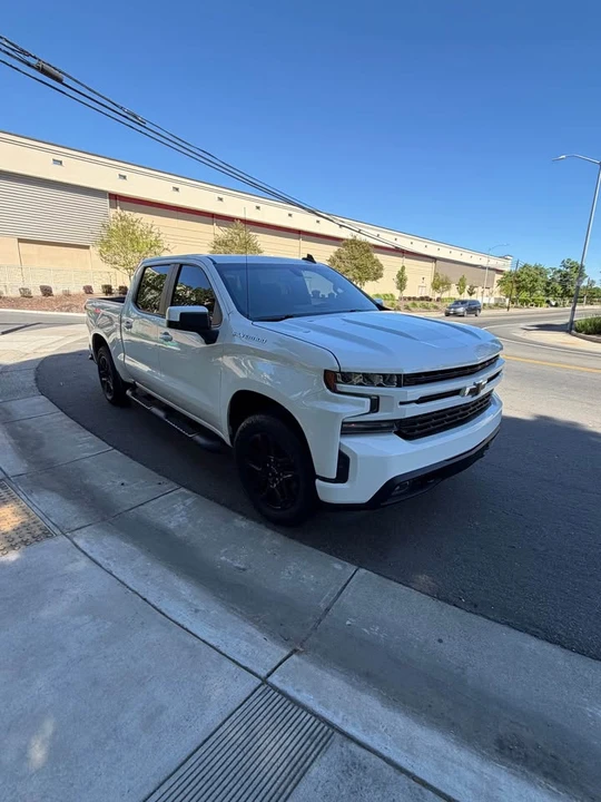 2020 Chevrolet Silverado 4th Gen - Image 3 of 8