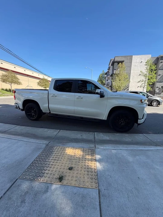 2020 Chevrolet Silverado 4th Gen - Image 4 of 8