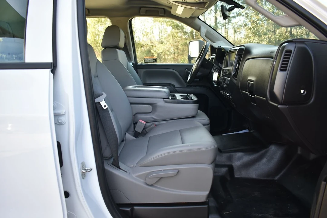 2020 Chevrolet Silverado Heavy Duty 4th Gen - Image 18 of 21