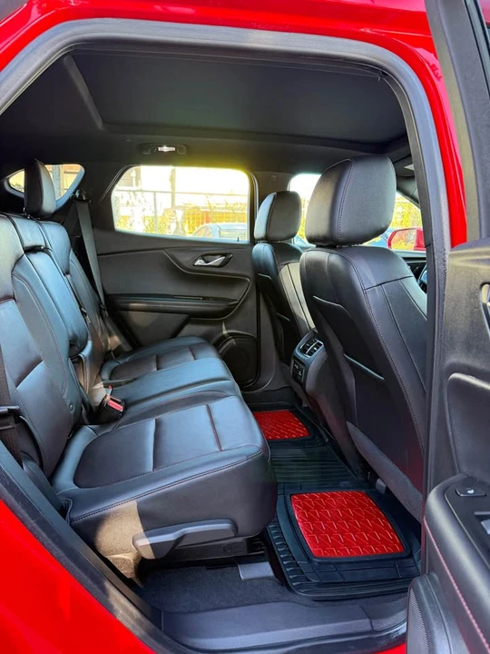 2020 Chevrolet Blazer - Image 10 of 20