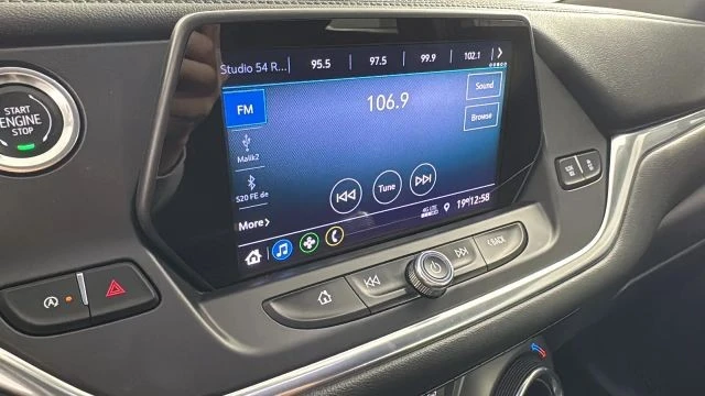 2020 Chevrolet Blazer - Image 17 of 21