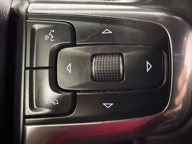 2020 Chevrolet Blazer - Image 17 of 21