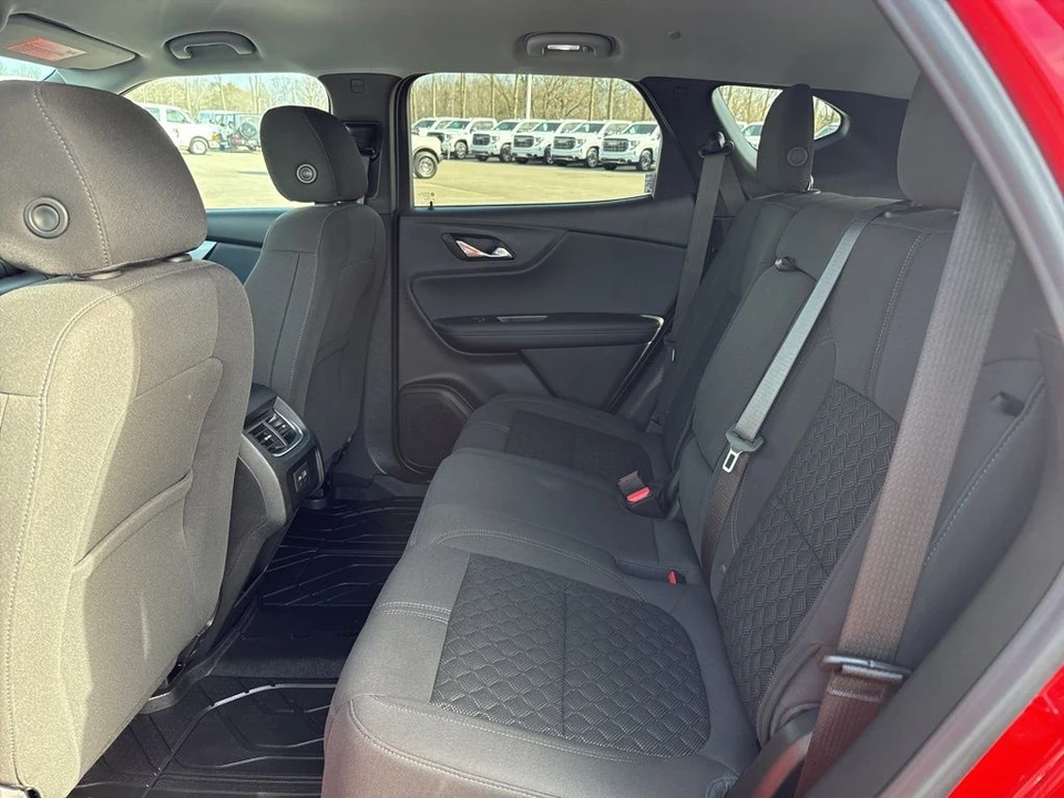 2020 Chevrolet Blazer - Image 11 of 12