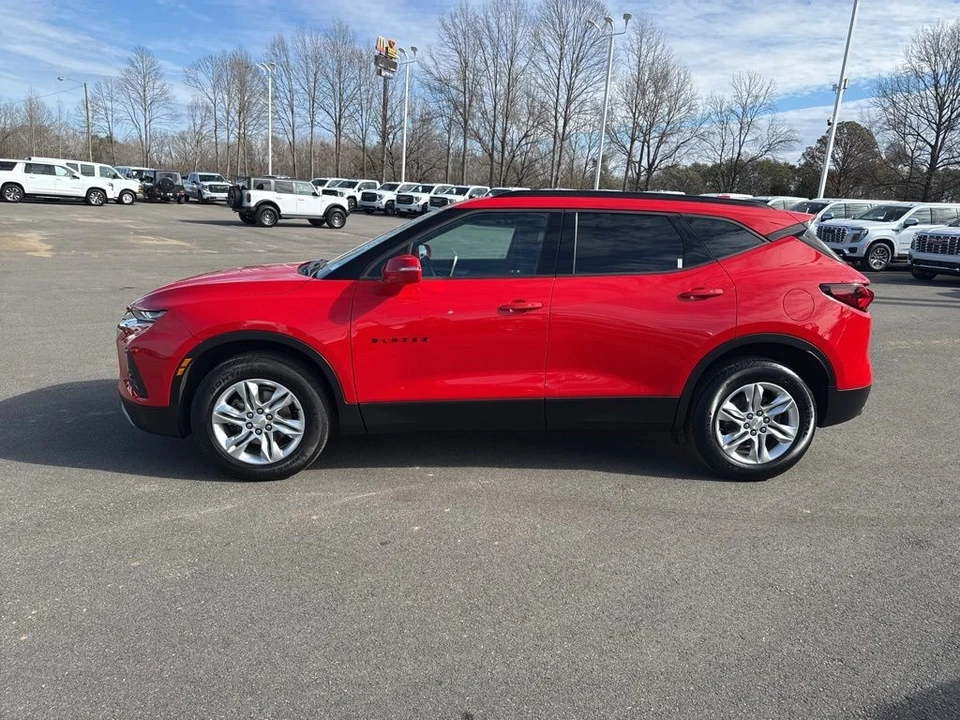 2020 Chevrolet Blazer - Image 2 of 12