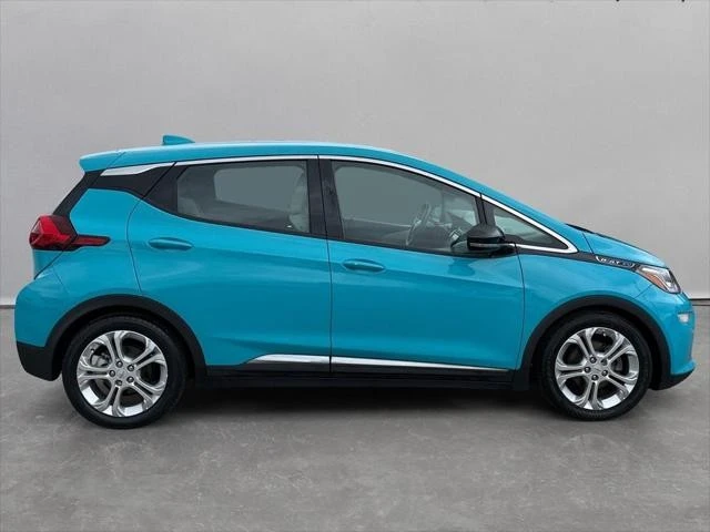 2020 Chevrolet - Image 3 of 23