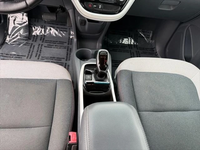 2020 Chevrolet - Image 13 of 23
