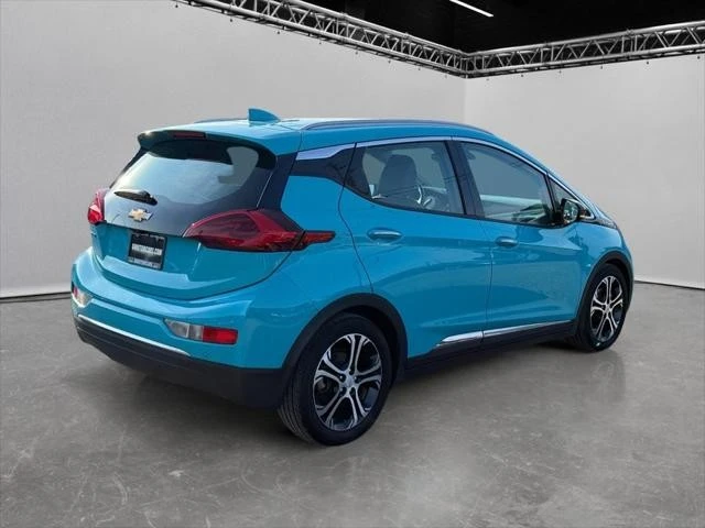 2020 Chevrolet - Image 4 of 24