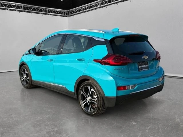 2020 Chevrolet - Image 3 of 24