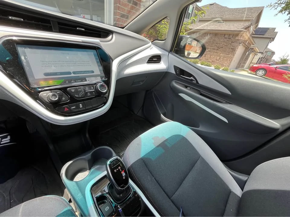 2020 Chevrolet Volt - Image 10 of 15
