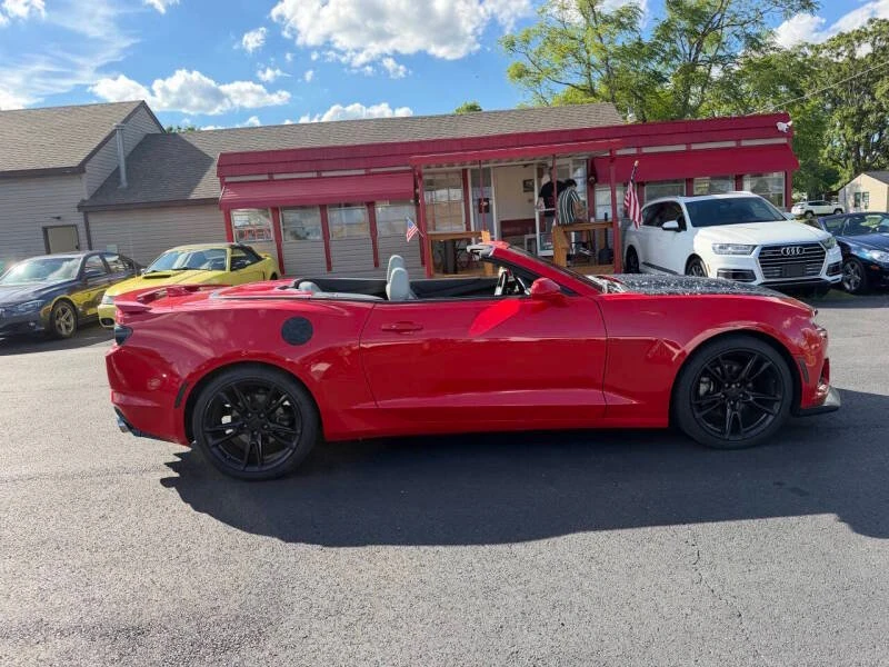 2020 Chevrolet Camaro 6th Gen - Image 9 of 17