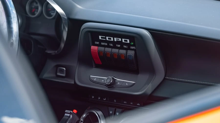 2020 Chevrolet Camaro 6th Gen - Image 13 of 30