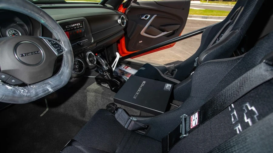 2020 Chevrolet Camaro 6th Gen - Image 15 of 30