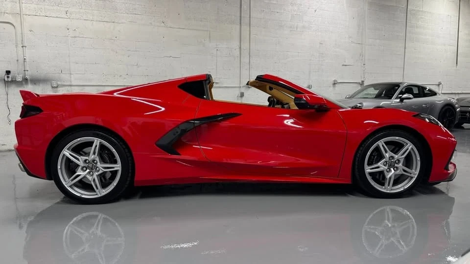 2020 Chevrolet Corvette C8 - Image 2 of 20