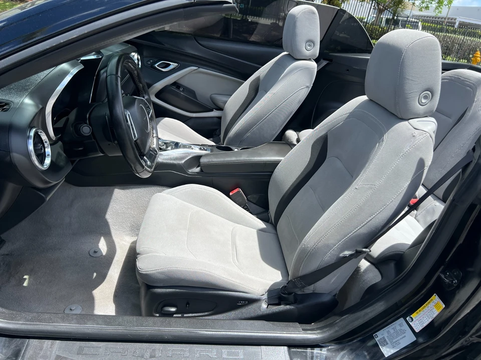 2020 Chevrolet Camaro 6th Gen - Image 21 of 31