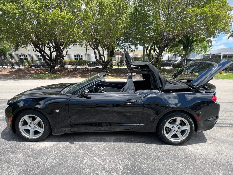 2020 Chevrolet Camaro 6th Gen - Image 27 of 31