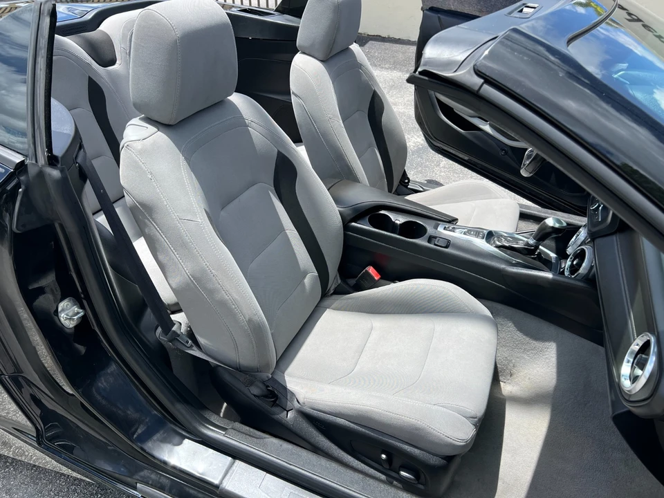 2020 Chevrolet Camaro 6th Gen - Image 24 of 31