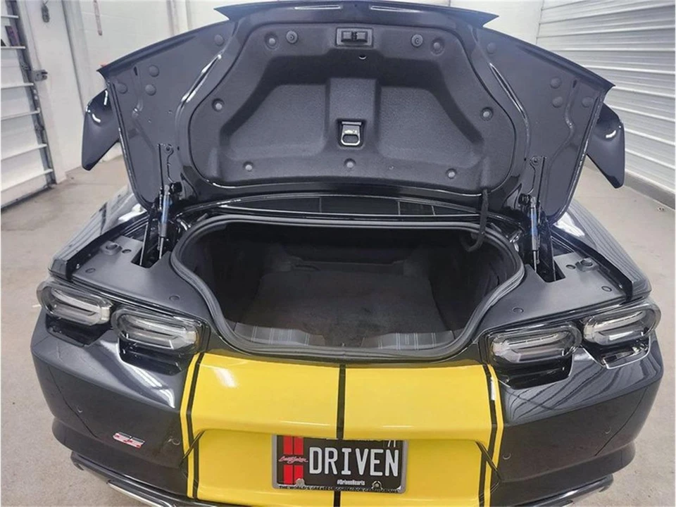 2020 Chevrolet Camaro 6th Gen - Image 19 of 31